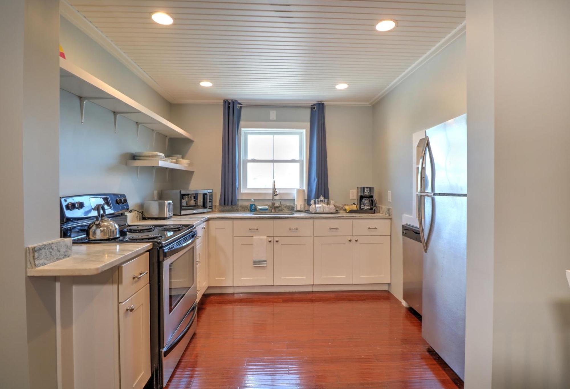 The Inn At Sea Chambers Ogunquit Room photo